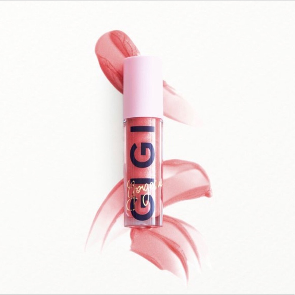 Gigi Gorgeous Shimmer Gloss
